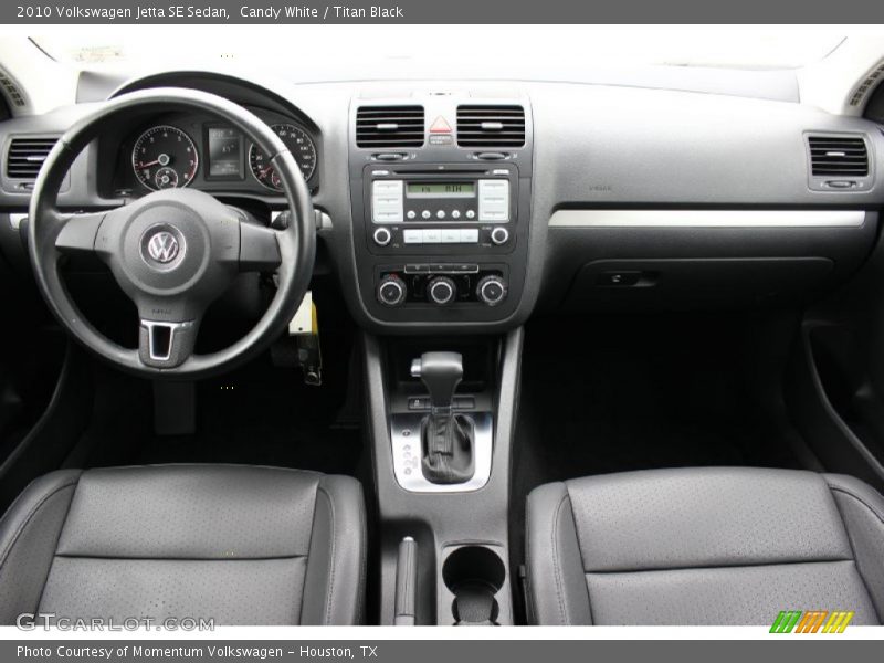 Candy White / Titan Black 2010 Volkswagen Jetta SE Sedan
