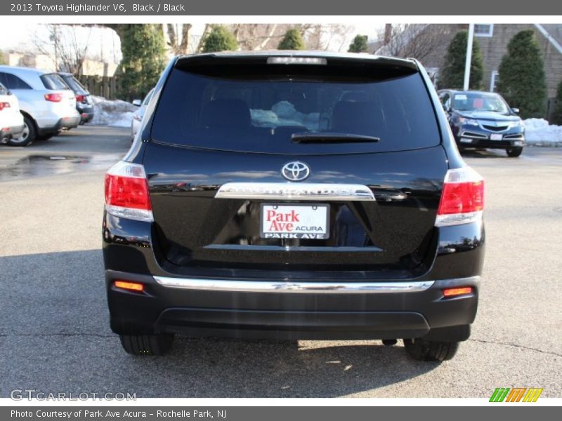 Black / Black 2013 Toyota Highlander V6