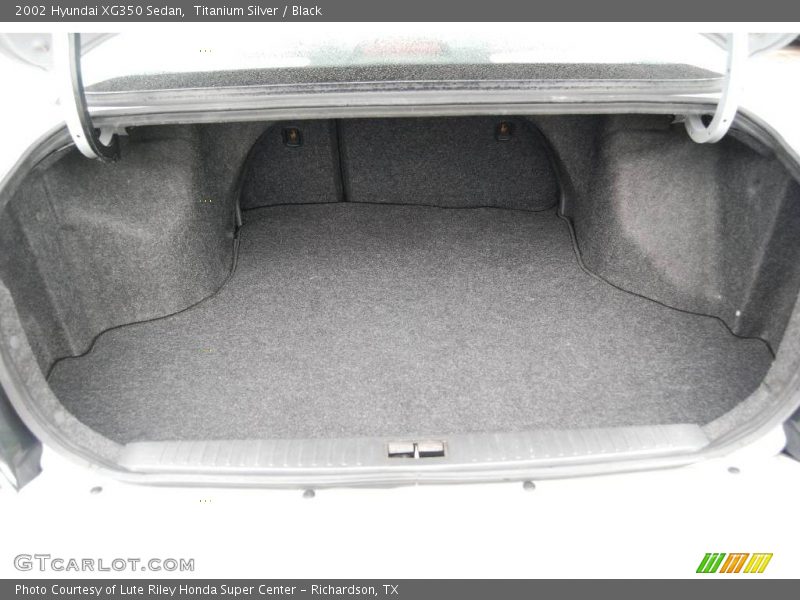 Titanium Silver / Black 2002 Hyundai XG350 Sedan