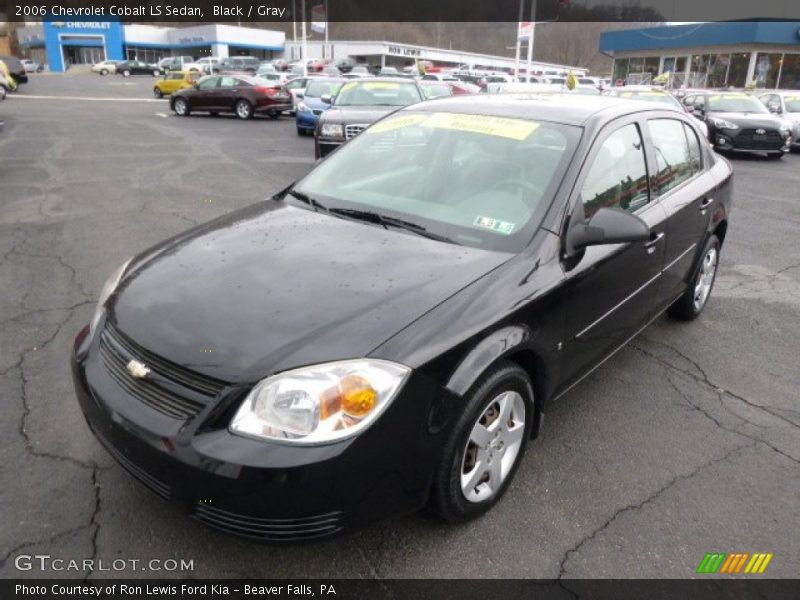 Front 3/4 View of 2006 Cobalt LS Sedan