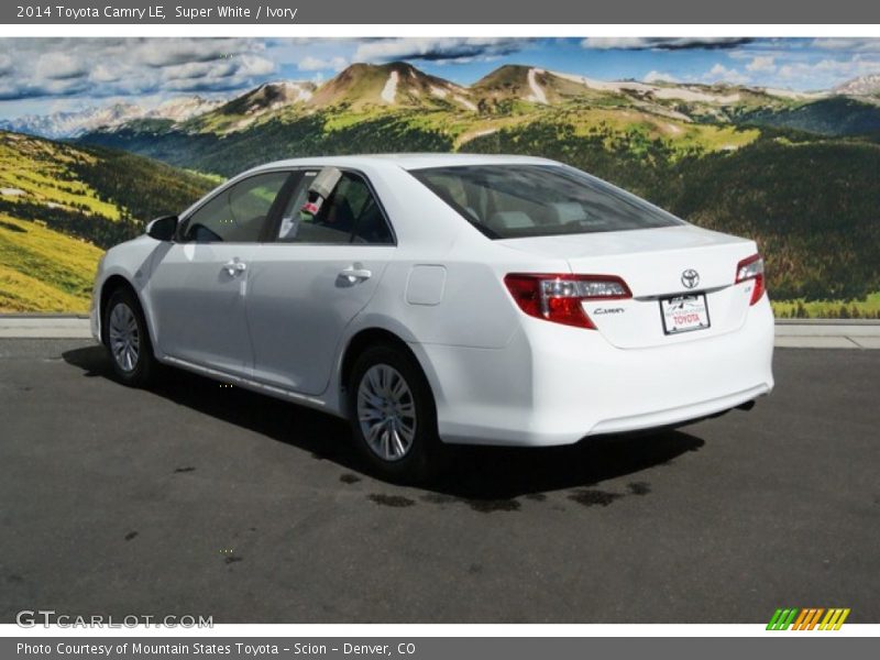 Super White / Ivory 2014 Toyota Camry LE