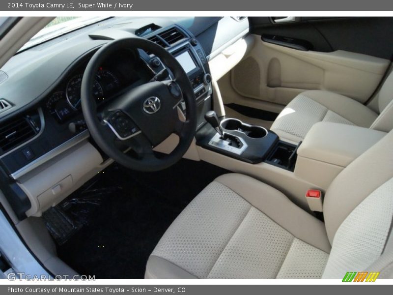 Super White / Ivory 2014 Toyota Camry LE