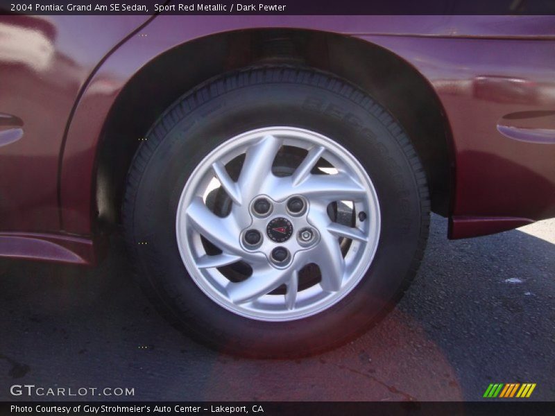 Sport Red Metallic / Dark Pewter 2004 Pontiac Grand Am SE Sedan