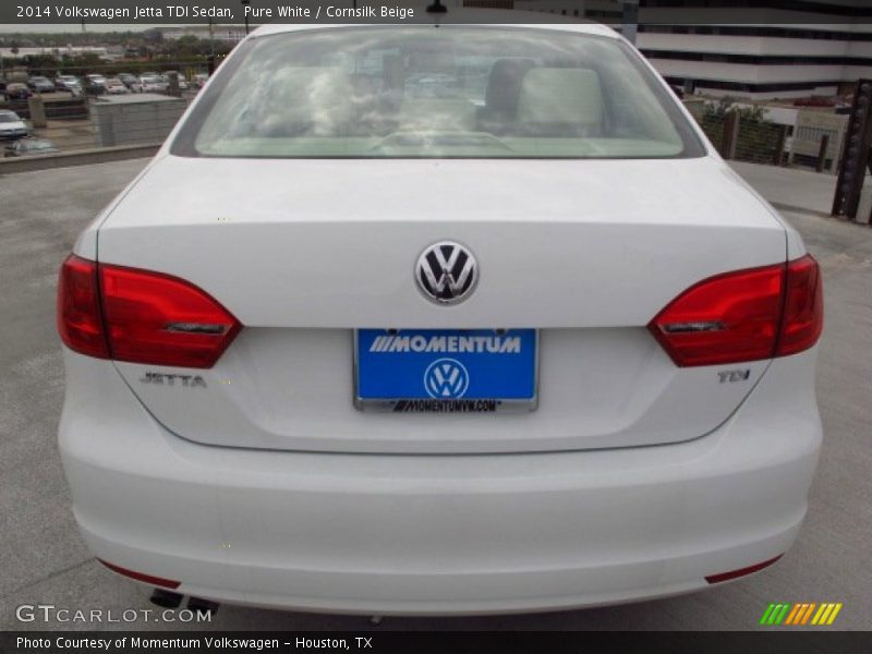 Pure White / Cornsilk Beige 2014 Volkswagen Jetta TDI Sedan