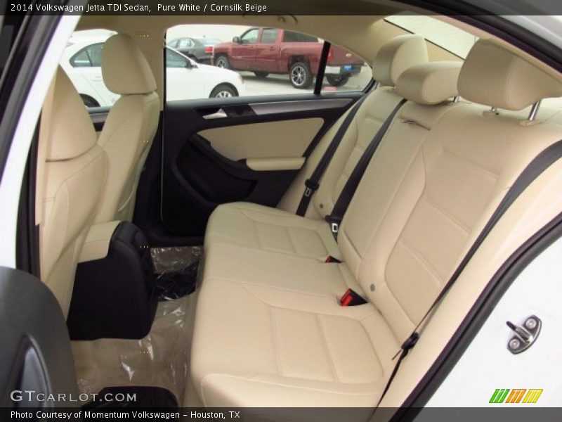 Pure White / Cornsilk Beige 2014 Volkswagen Jetta TDI Sedan