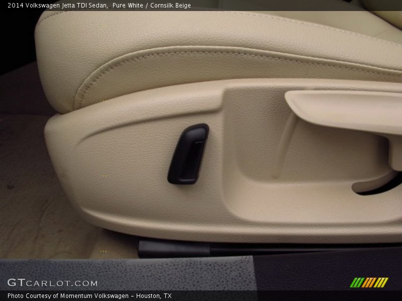 Pure White / Cornsilk Beige 2014 Volkswagen Jetta TDI Sedan