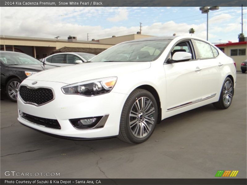 Snow White Pearl / Black 2014 Kia Cadenza Premium