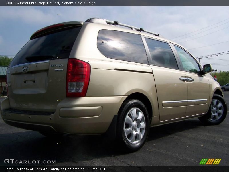 Sonora Gold / Beige 2008 Hyundai Entourage Limited