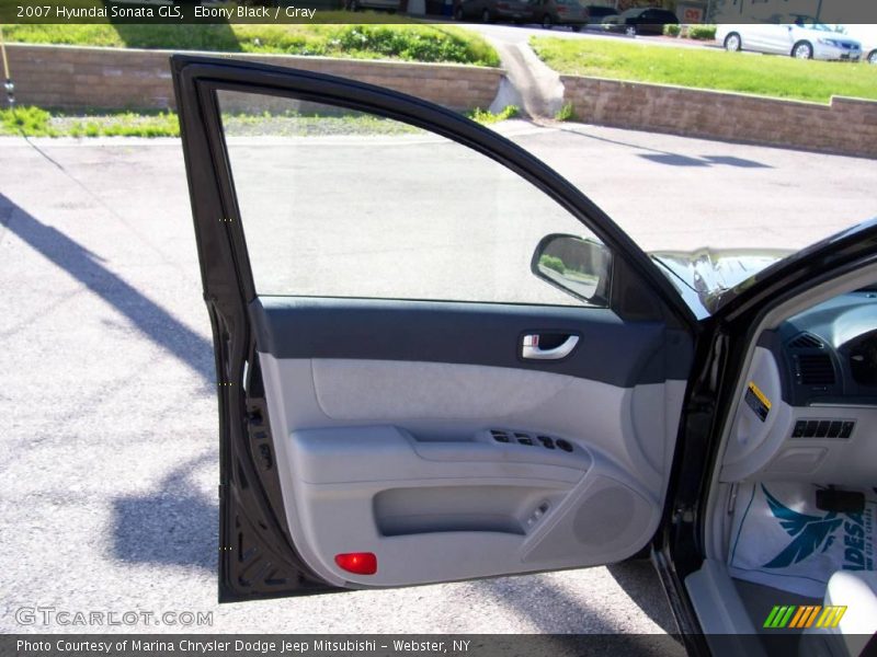 Ebony Black / Gray 2007 Hyundai Sonata GLS