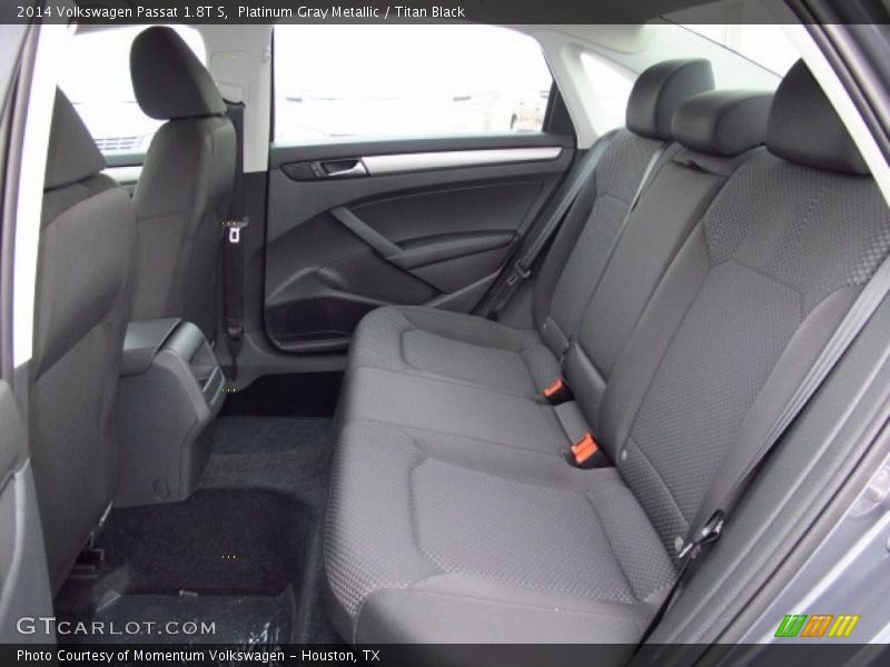 Platinum Gray Metallic / Titan Black 2014 Volkswagen Passat 1.8T S