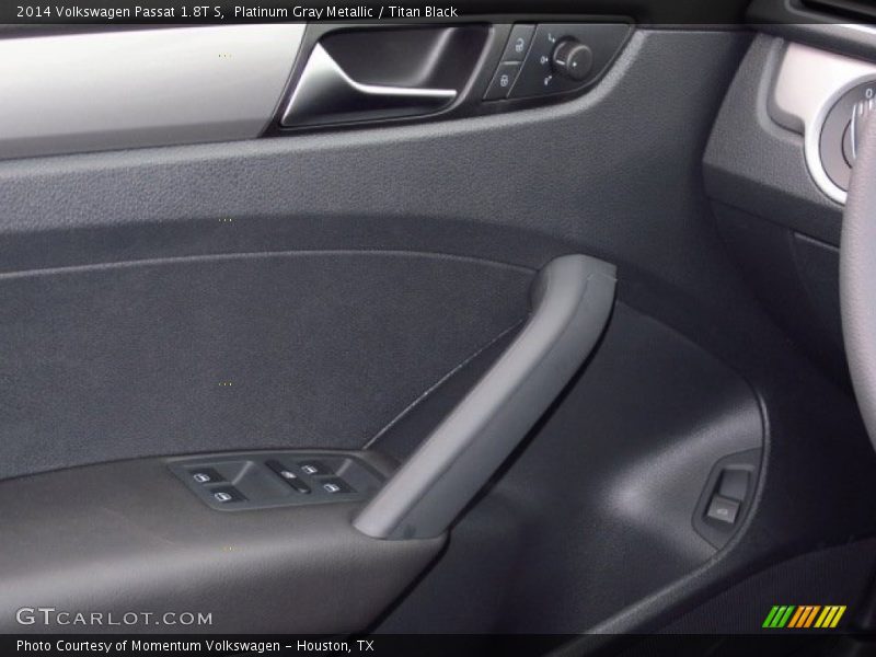 Platinum Gray Metallic / Titan Black 2014 Volkswagen Passat 1.8T S