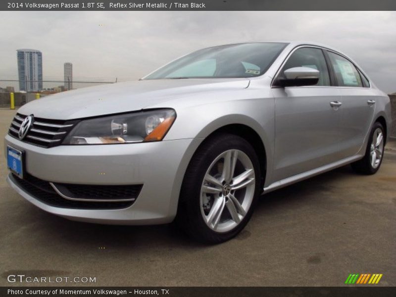 Reflex Silver Metallic / Titan Black 2014 Volkswagen Passat 1.8T SE