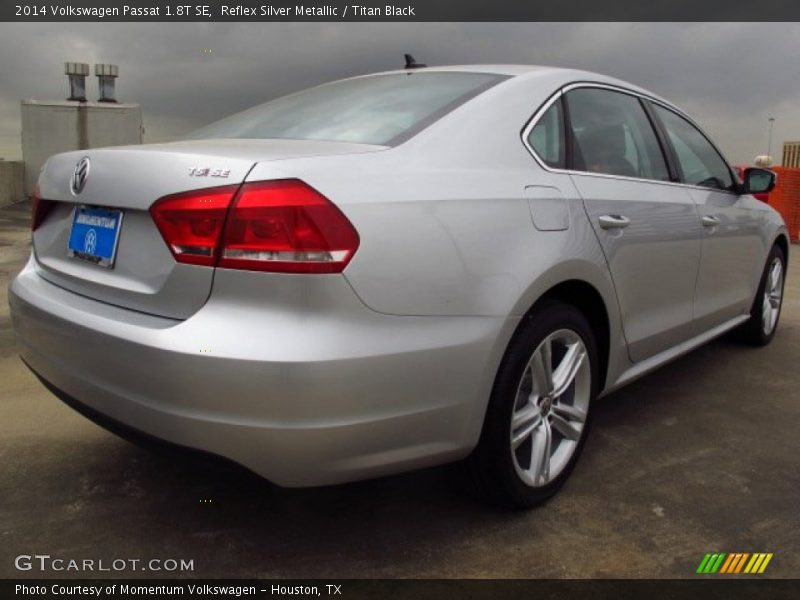 Reflex Silver Metallic / Titan Black 2014 Volkswagen Passat 1.8T SE