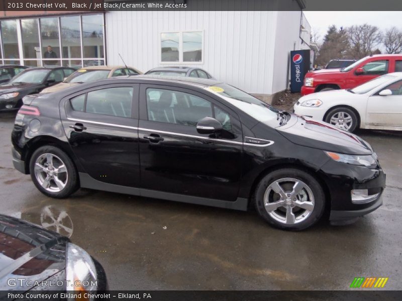 Black / Jet Black/Ceramic White Accents 2013 Chevrolet Volt