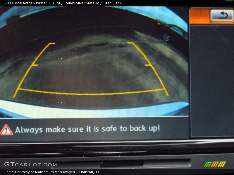 Reflex Silver Metallic / Titan Black 2014 Volkswagen Passat 1.8T SE