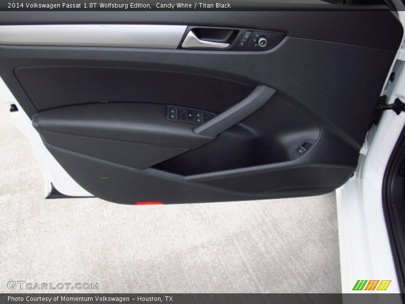 Candy White / Titan Black 2014 Volkswagen Passat 1.8T Wolfsburg Edition