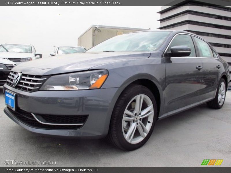 Platinum Gray Metallic / Titan Black 2014 Volkswagen Passat TDI SE