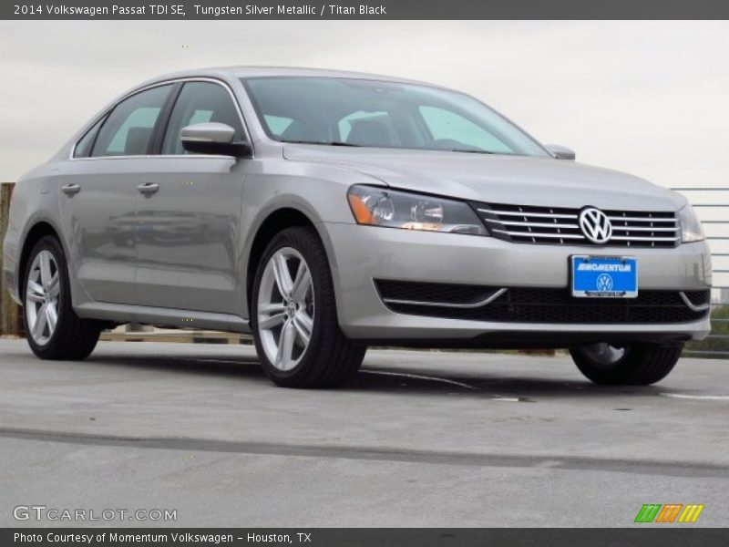 Tungsten Silver Metallic / Titan Black 2014 Volkswagen Passat TDI SE