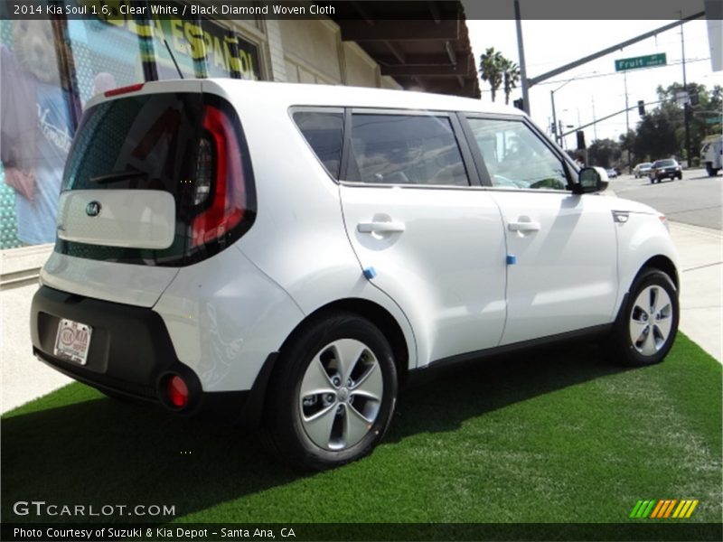 Clear White / Black Diamond Woven Cloth 2014 Kia Soul 1.6