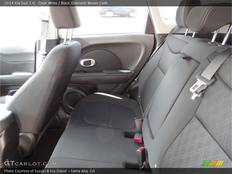 Clear White / Black Diamond Woven Cloth 2014 Kia Soul 1.6