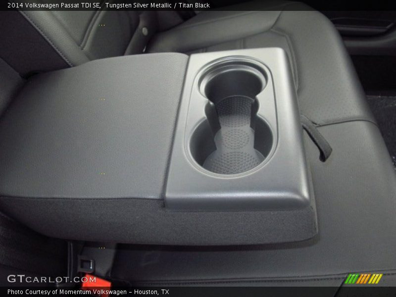 Tungsten Silver Metallic / Titan Black 2014 Volkswagen Passat TDI SE