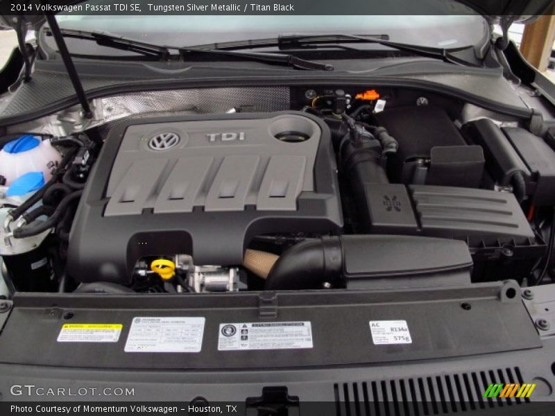 Tungsten Silver Metallic / Titan Black 2014 Volkswagen Passat TDI SE