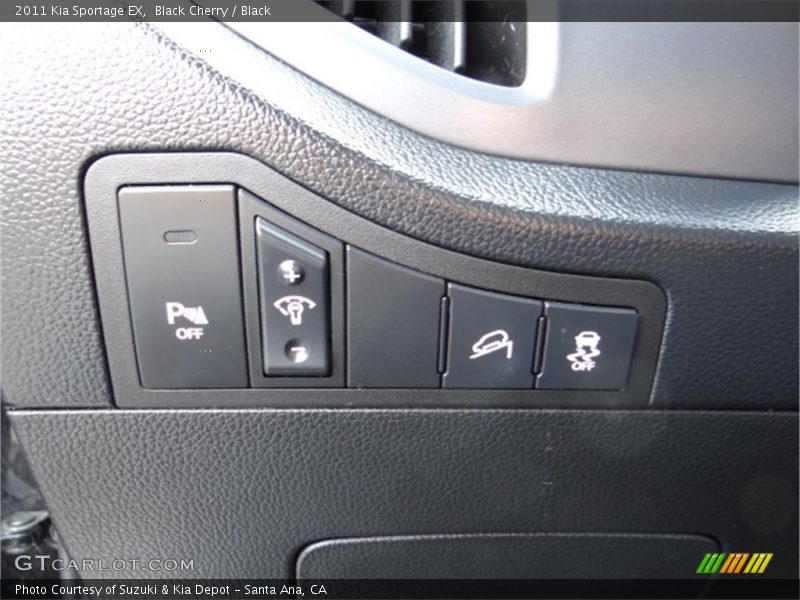 Black Cherry / Black 2011 Kia Sportage EX