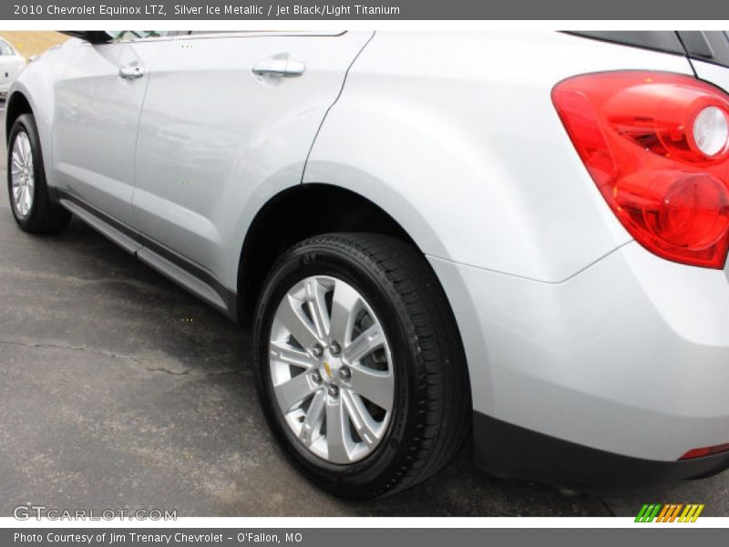 Silver Ice Metallic / Jet Black/Light Titanium 2010 Chevrolet Equinox LTZ