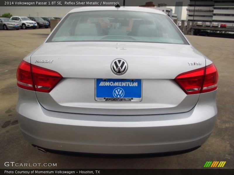Reflex Silver Metallic / Moonrock 2014 Volkswagen Passat 1.8T SE