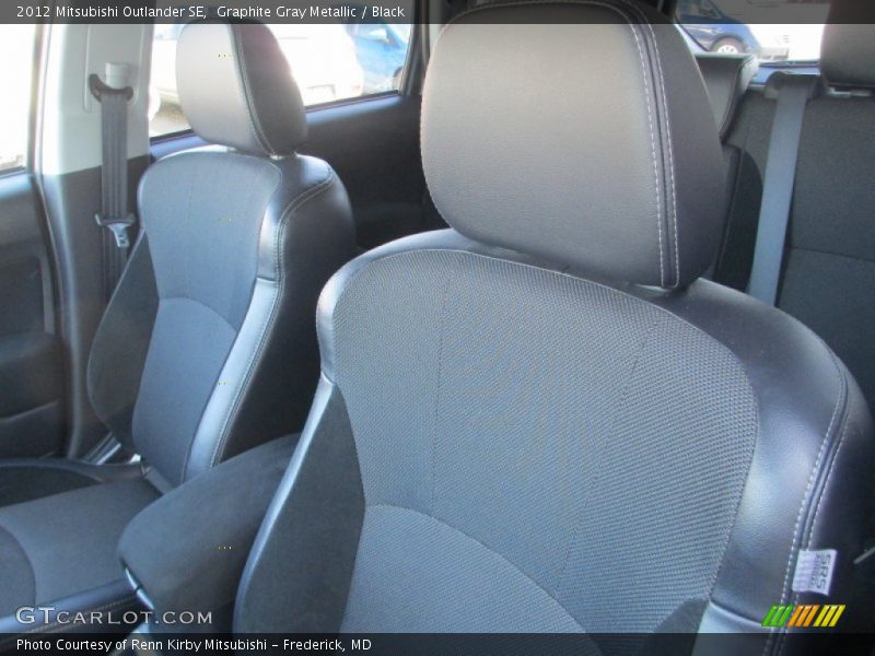 Graphite Gray Metallic / Black 2012 Mitsubishi Outlander SE