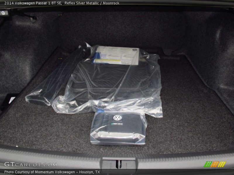 Reflex Silver Metallic / Moonrock 2014 Volkswagen Passat 1.8T SE