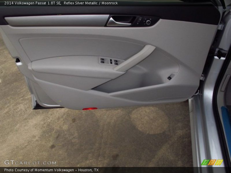 Reflex Silver Metallic / Moonrock 2014 Volkswagen Passat 1.8T SE