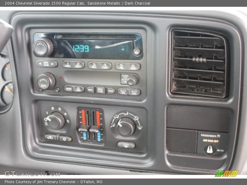 Controls of 2004 Silverado 1500 Regular Cab