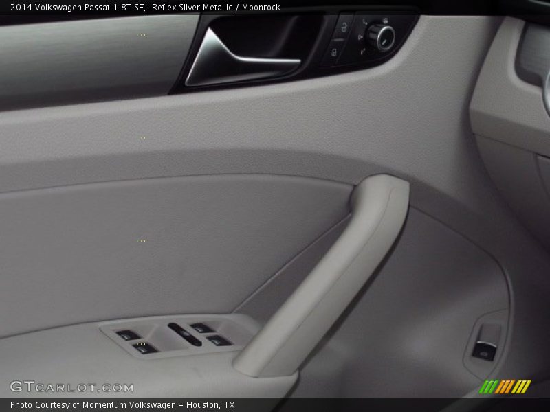 Reflex Silver Metallic / Moonrock 2014 Volkswagen Passat 1.8T SE