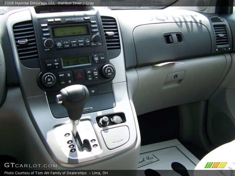 Stardust Silver / Gray 2008 Hyundai Entourage GLS