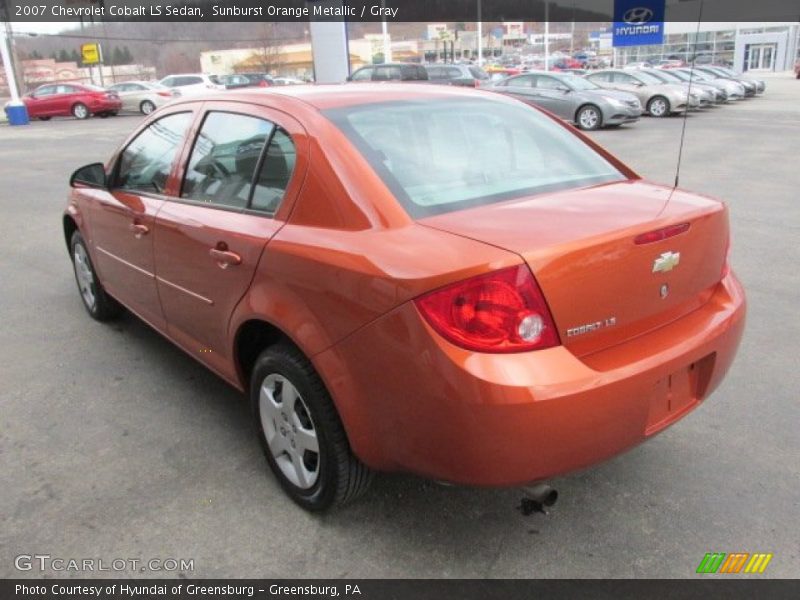 Sunburst Orange Metallic / Gray 2007 Chevrolet Cobalt LS Sedan