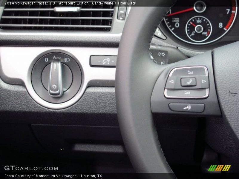 Candy White / Titan Black 2014 Volkswagen Passat 1.8T Wolfsburg Edition