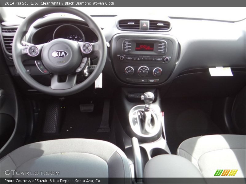 Clear White / Black Diamond Woven Cloth 2014 Kia Soul 1.6