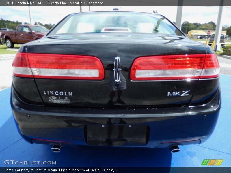 Tuxedo Black Metallic / Cashmere 2011 Lincoln MKZ FWD