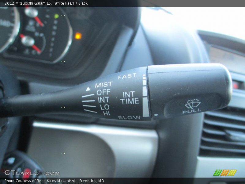 White Pearl / Black 2012 Mitsubishi Galant ES
