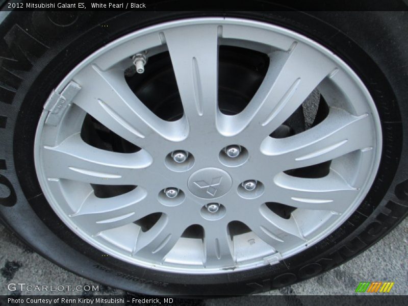 White Pearl / Black 2012 Mitsubishi Galant ES
