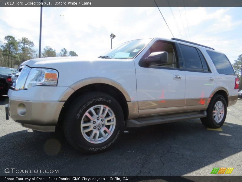 Oxford White / Camel 2013 Ford Expedition XLT