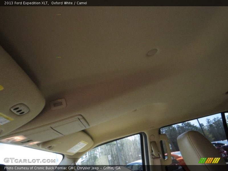Oxford White / Camel 2013 Ford Expedition XLT