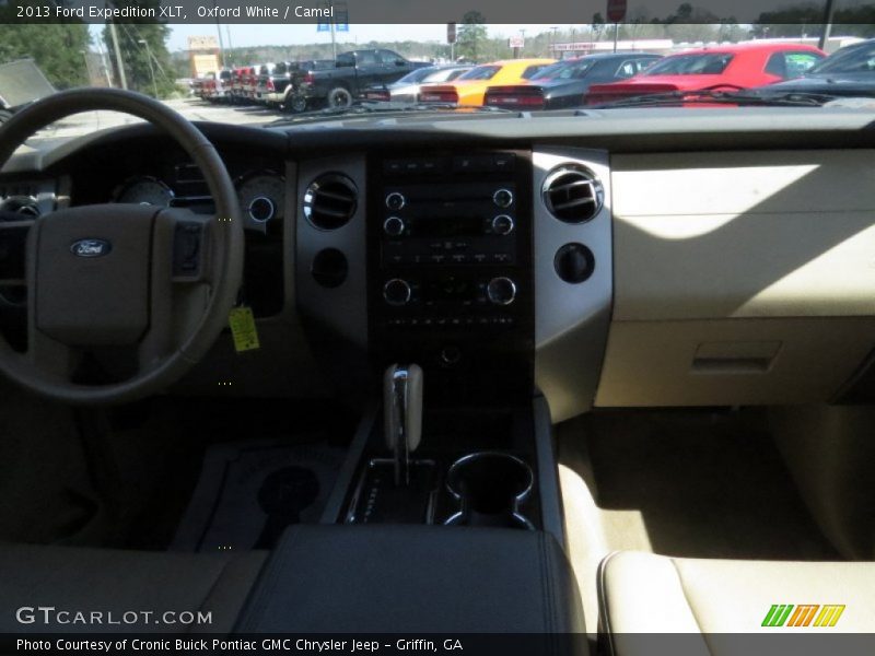 Oxford White / Camel 2013 Ford Expedition XLT