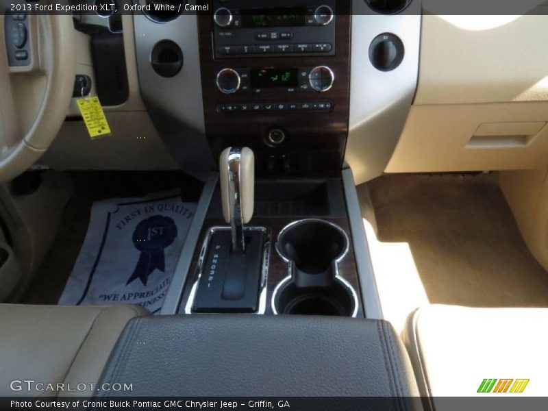 Oxford White / Camel 2013 Ford Expedition XLT