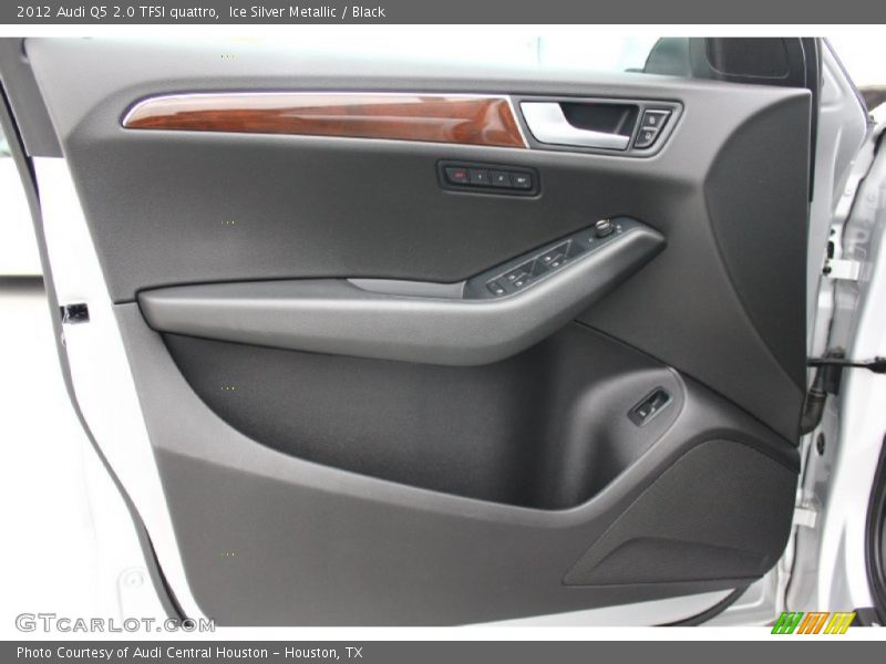 Ice Silver Metallic / Black 2012 Audi Q5 2.0 TFSI quattro