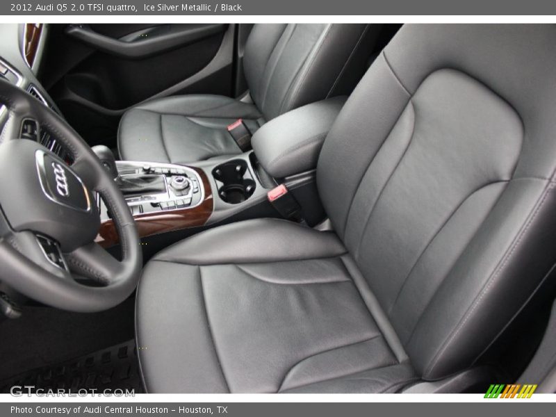 Front Seat of 2012 Q5 2.0 TFSI quattro