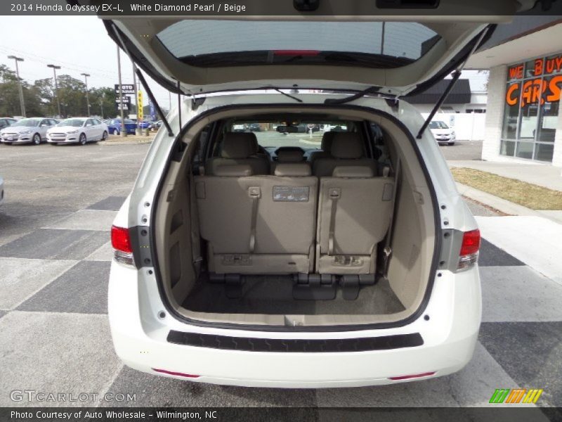 White Diamond Pearl / Beige 2014 Honda Odyssey EX-L