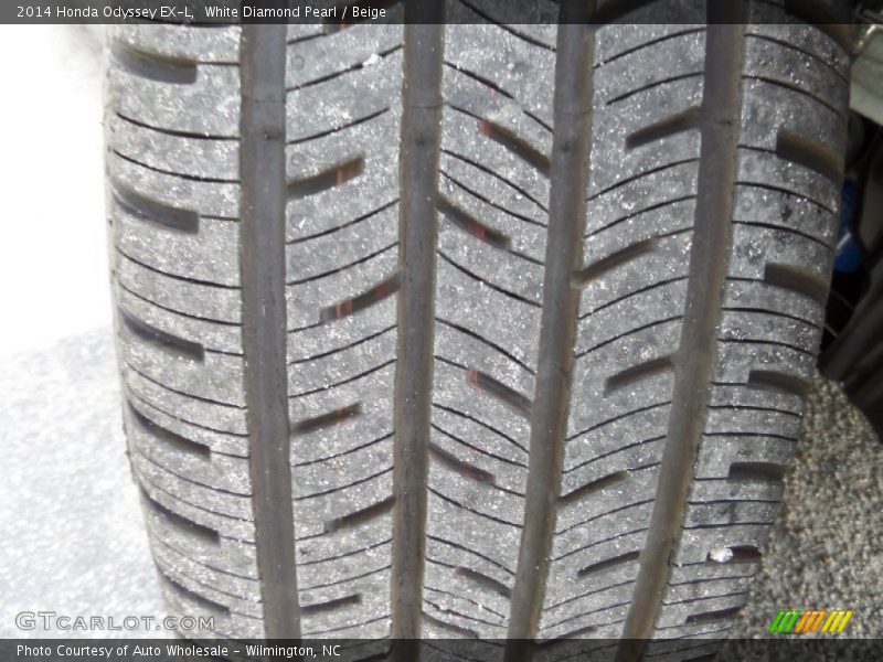 White Diamond Pearl / Beige 2014 Honda Odyssey EX-L
