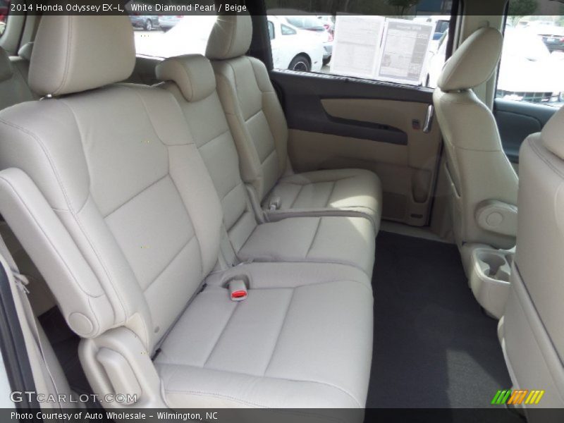 White Diamond Pearl / Beige 2014 Honda Odyssey EX-L